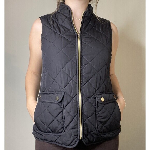 St. John’s Bay Black Quilted Puffer Vest Polyester Size Small Gold Outdoor - Picture 1 of 11